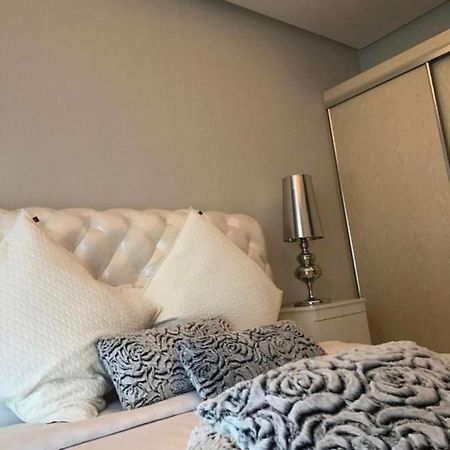 Alamaken Residence Al Hidd Luaran gambar