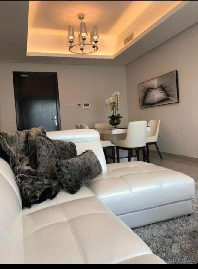 Alamaken Residence Al Hidd Luaran gambar